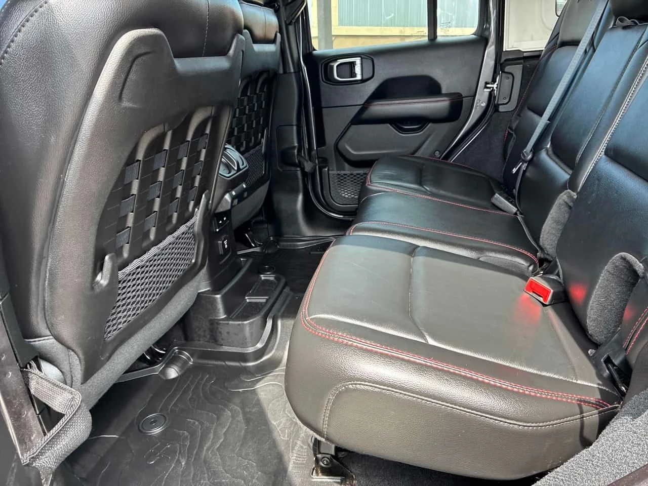 Jeep Wrangler * Rubicon * CARFAX * ЦЕНА ДО БГ, снимка 13 - Автомобили и джипове - 55264297