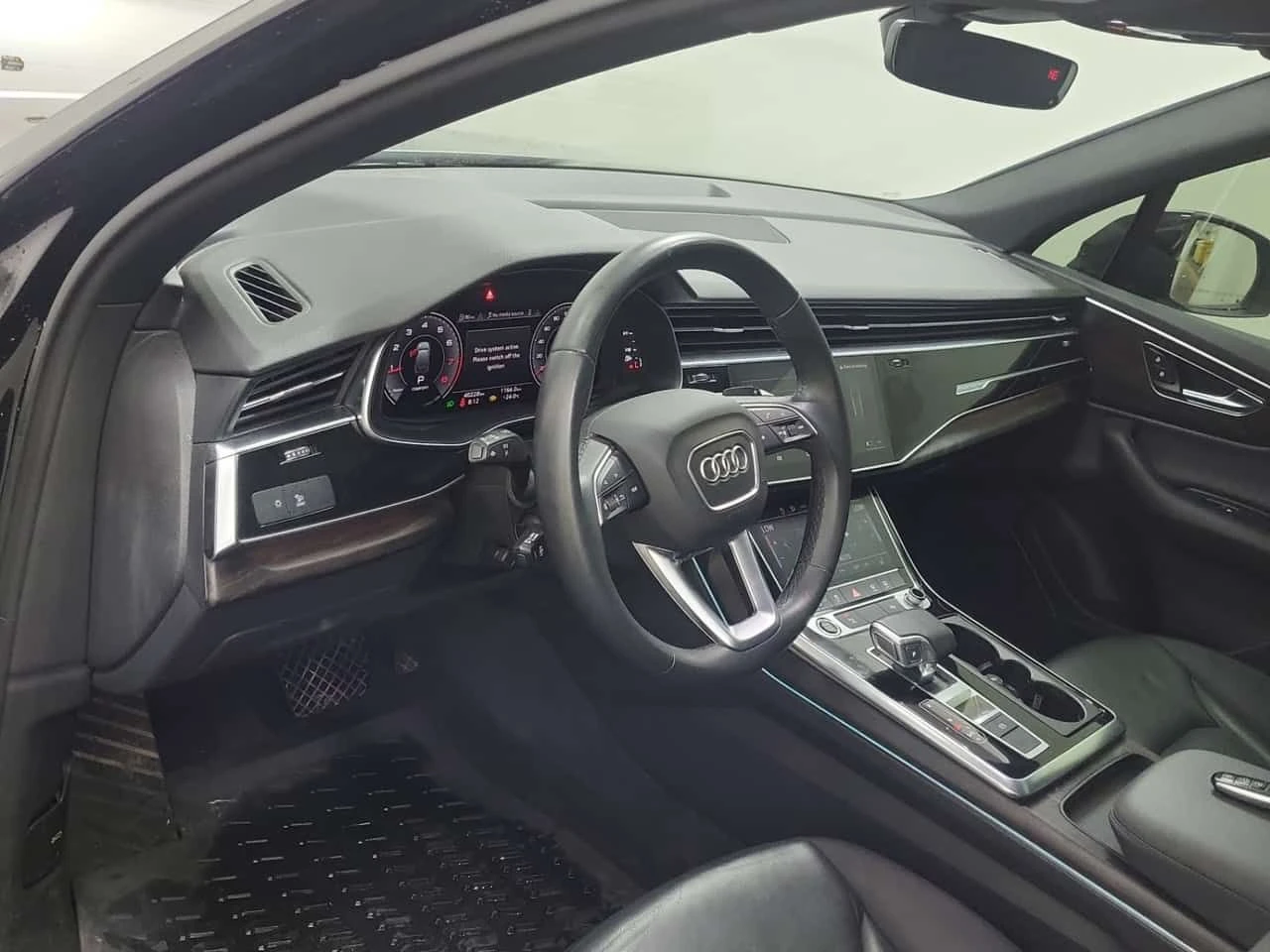Audi Q7 45TFSI * KOMFORT * CARFAX * От VW * , снимка 6 - Автомобили и джипове - 55690273