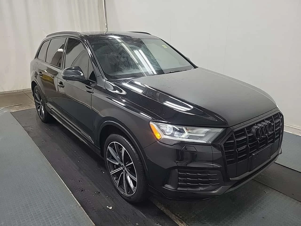 Audi Q7 45TFSI * KOMFORT * CARFAX * От VW * , снимка 2 - Автомобили и джипове - 55690273