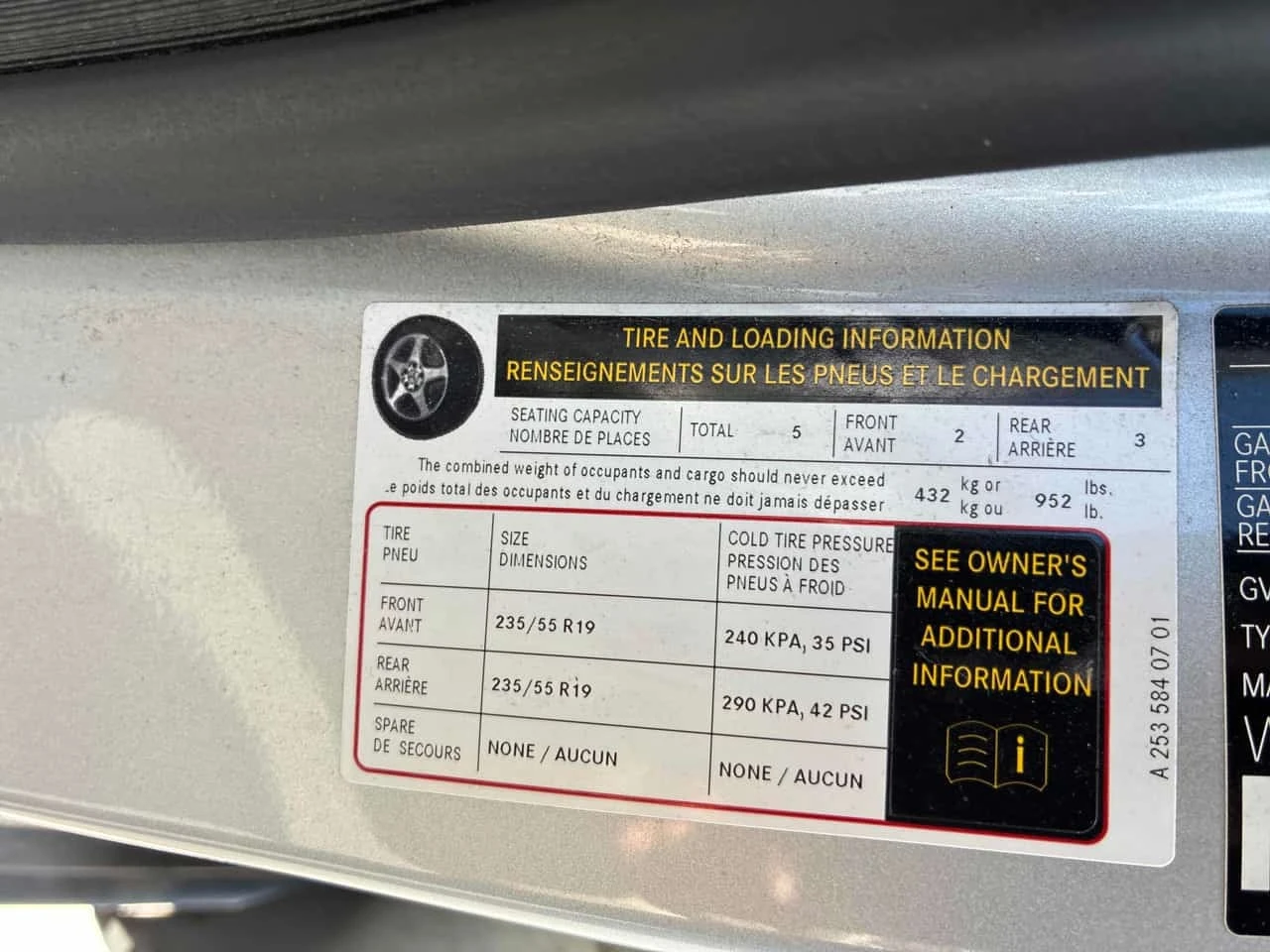 Mercedes-Benz GLC 300 4MATIC * ГЛАВНО ПРЕДСТАВИТЕЛСТВО НА MERCEDES* , снимка 17 - Автомобили и джипове - 55743761
