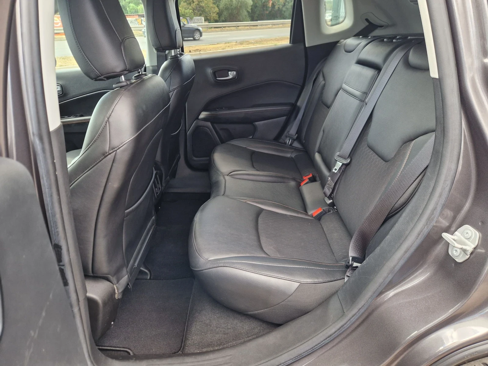 Jeep Compass 1.4 T 170HP.TREND ITALIA, снимка 13 - Автомобили и джипове - 55949972