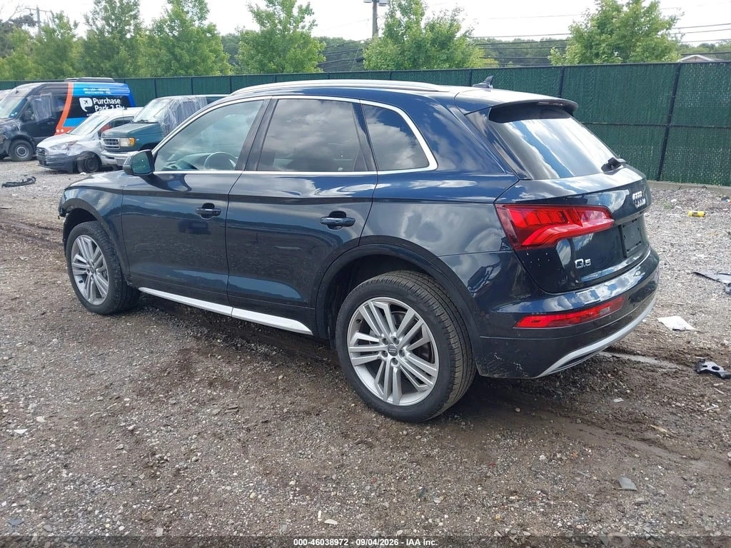 Audi Q5 * PREMIUM PLUS 45 TFSI QUATTRO S TRONIC * CARFAX *, снимка 3 - Автомобили и джипове - 56083769