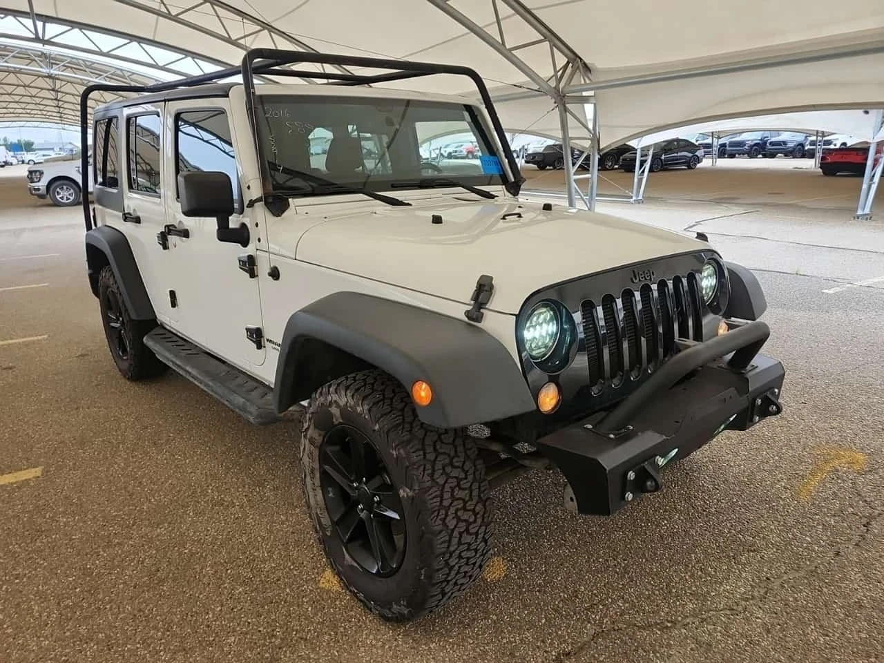 Jeep Wrangler * WILLYS WHEELER * CARFAX * БЕЗ ПЪРВОНАЧАЛНА ВНОСК, снимка 2 - Автомобили и джипове - 56175746