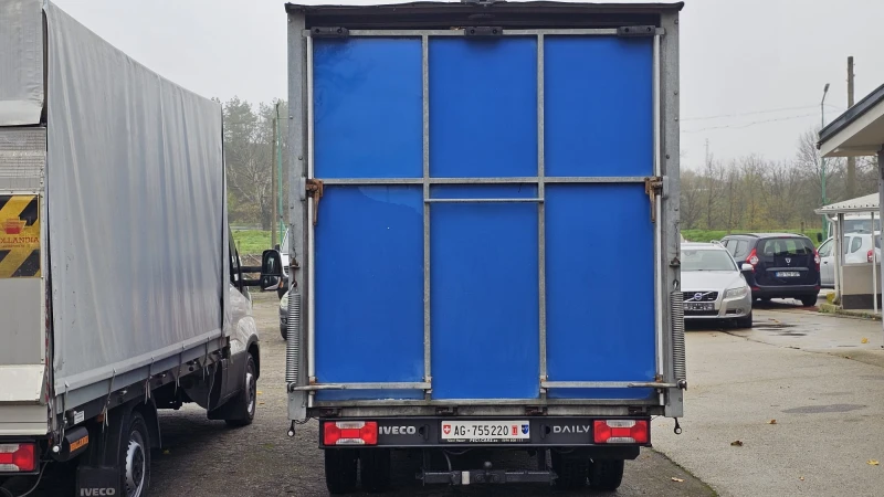 Iveco Daily ЖИВОТНОВОЗ 35c14 3.0D 6SP CH-ДВОЙНА ГУМА-ЛИЗИНГ, снимка 5 - Бусове и автобуси - 52479245