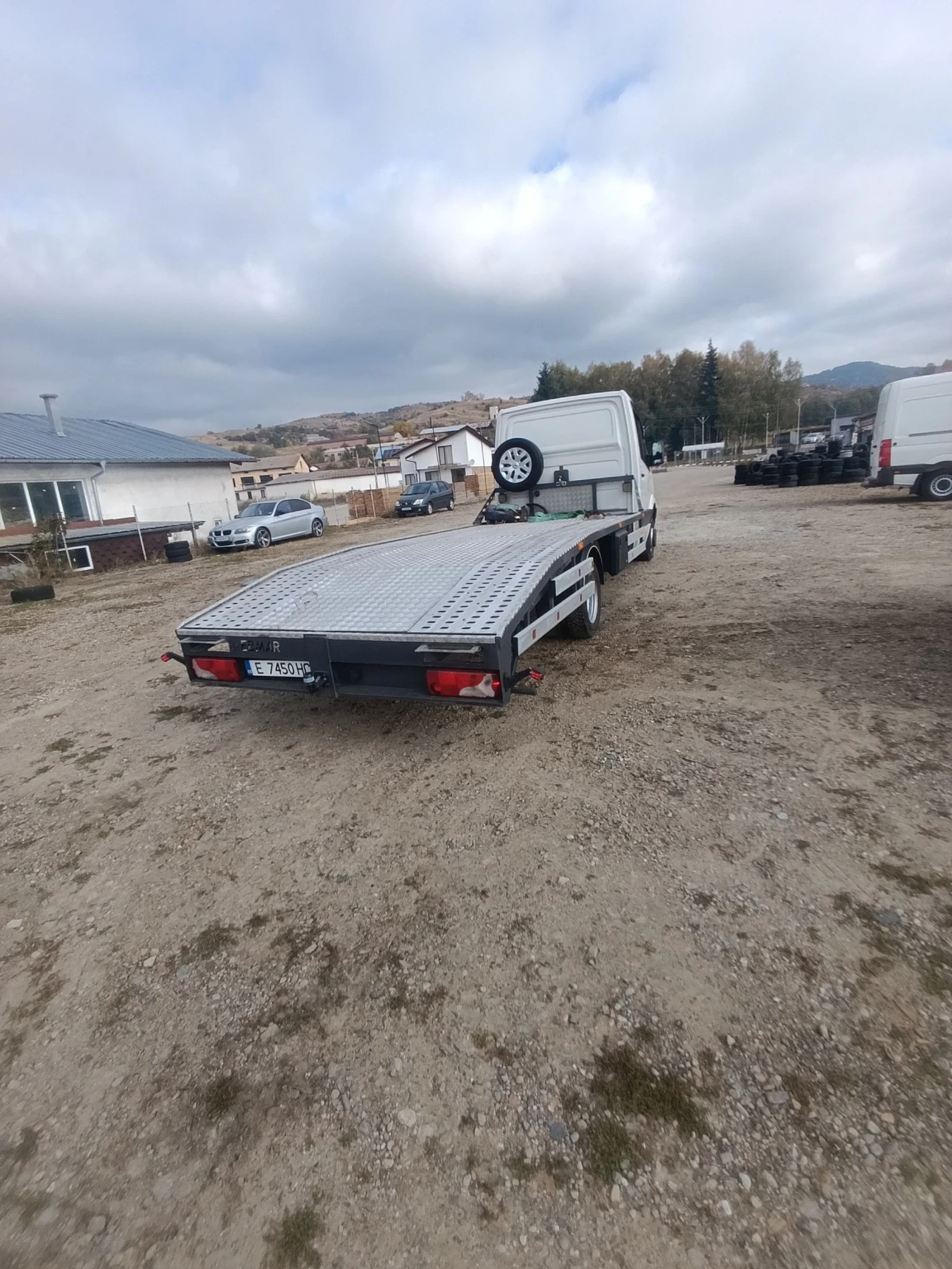 VW Crafter Пътна помощ специален  - изображение 4