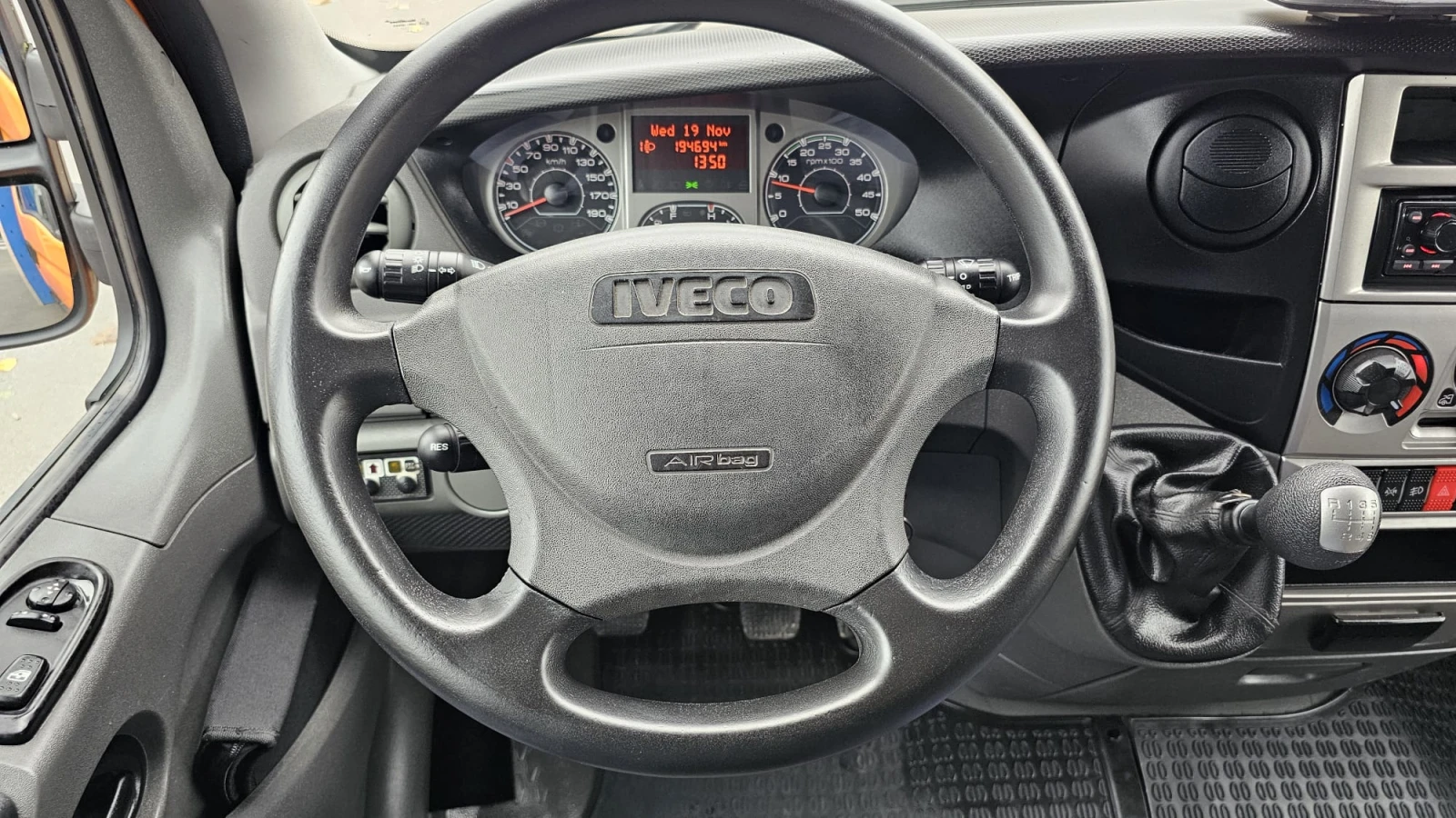 Iveco Daily ЖИВОТНОВОЗ 35c14 3.0D 6SP CH-ДВОЙНА ГУМА-ЛИЗИНГ - изображение 10