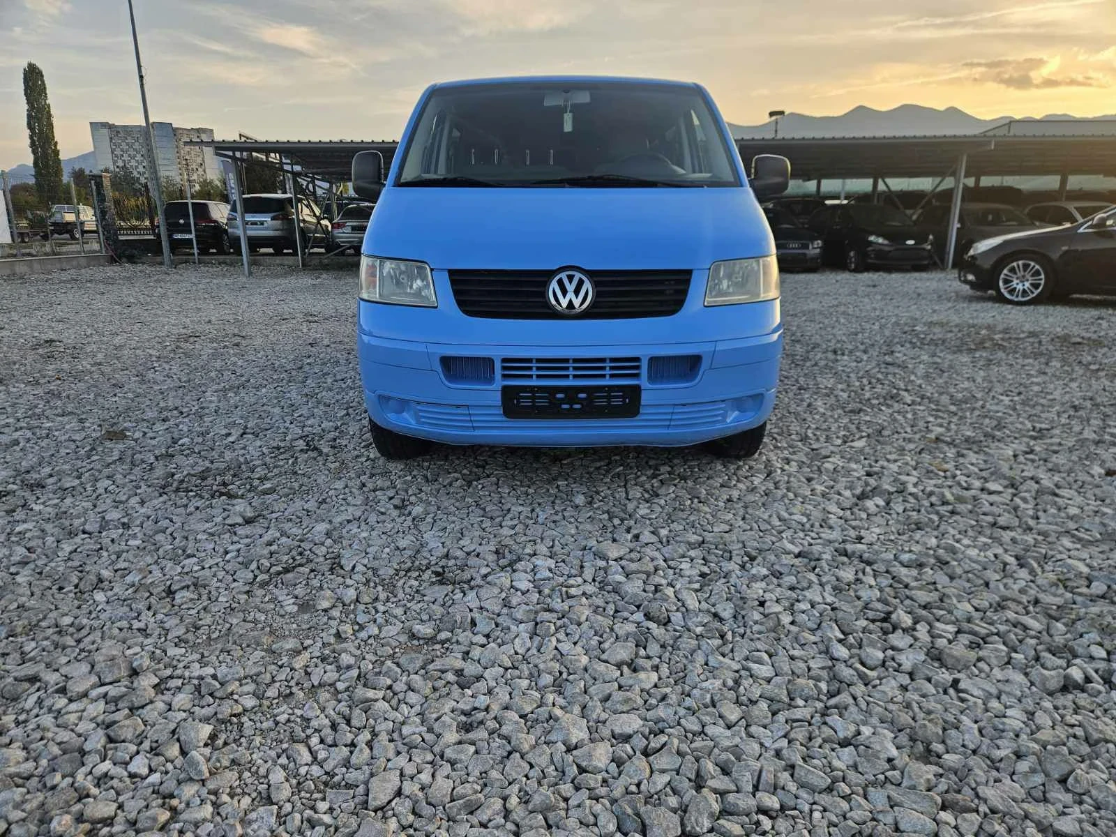 VW T5 A/C 9 седалки ITALY , снимка 8 - Бусове и автобуси - 56610100