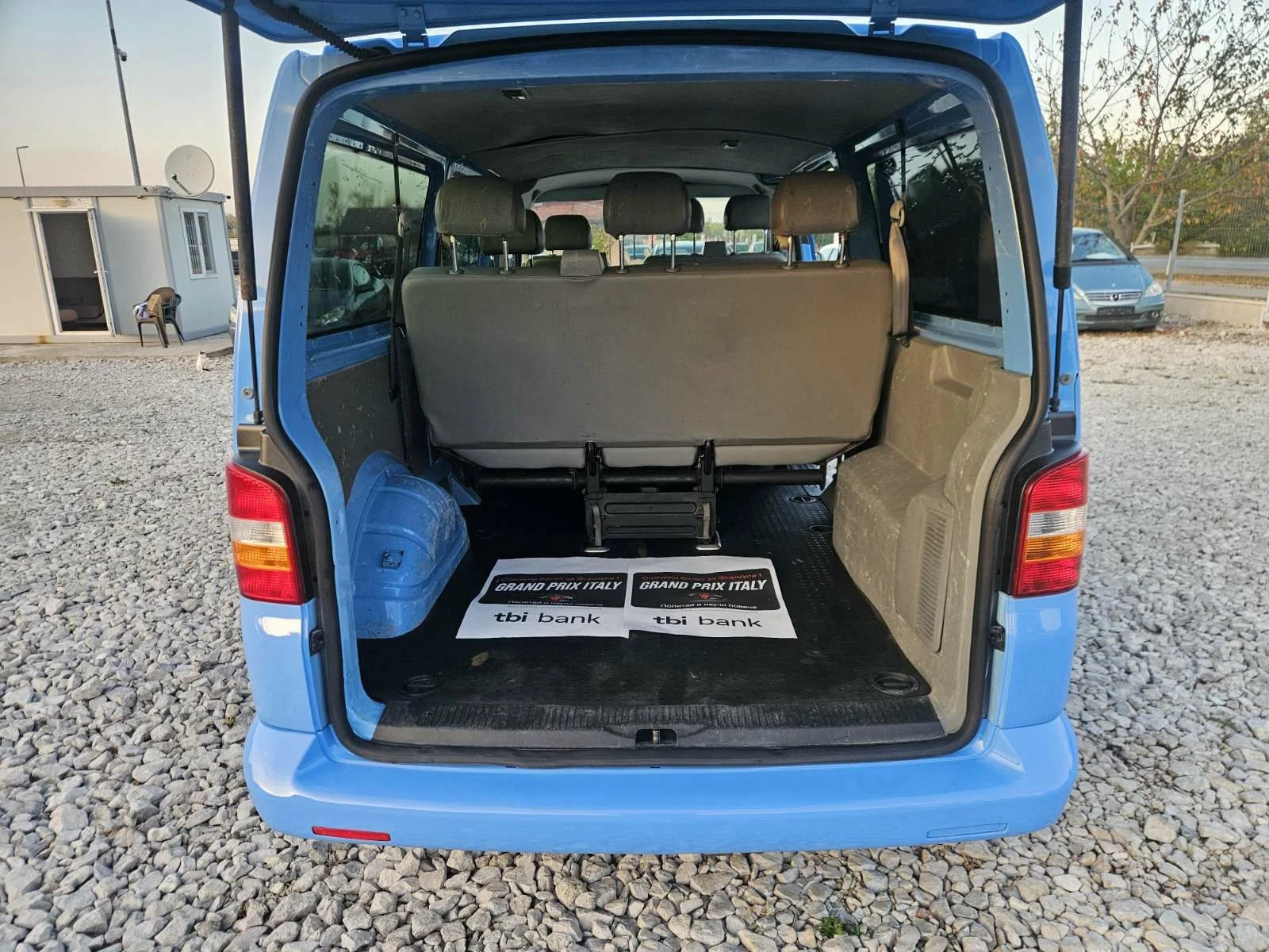 VW T5 A/C 9 седалки ITALY , снимка 10 - Бусове и автобуси - 56610100