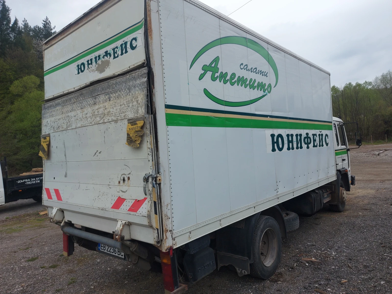 Volvo Fl 611 Добро състояние., снимка 6 - Камиони - 54826663