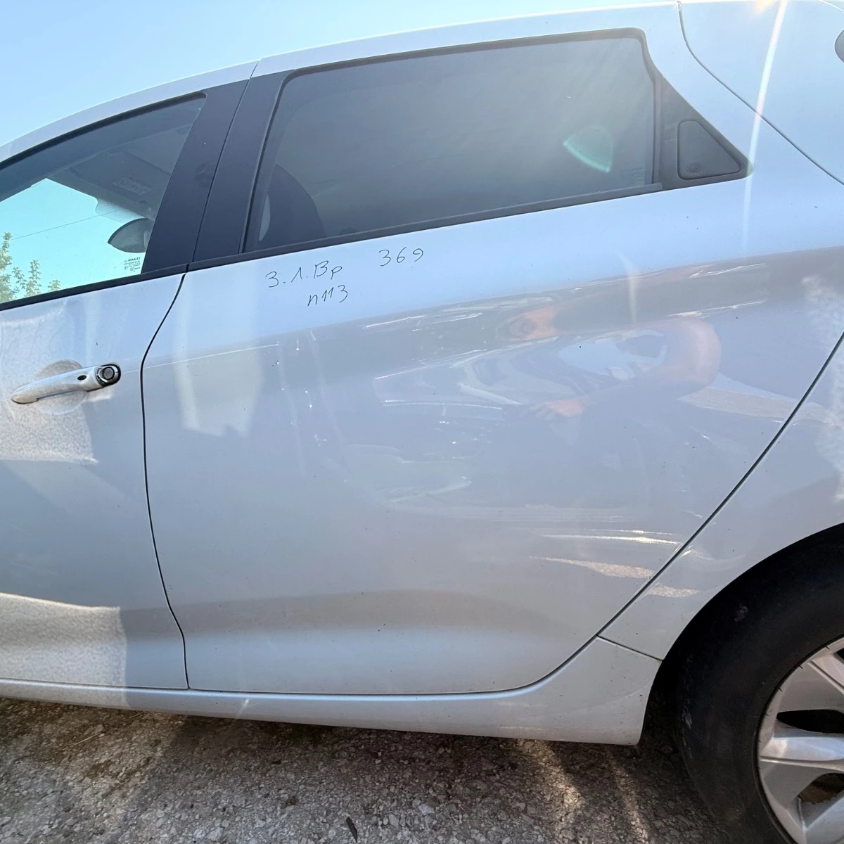 Задна лява врата 369 за Renault Zoe ном113 1304-1304