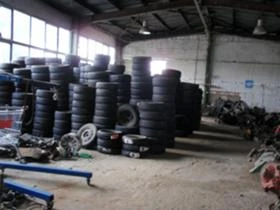 Гуми Всесезонни 275/45R20, снимка 16