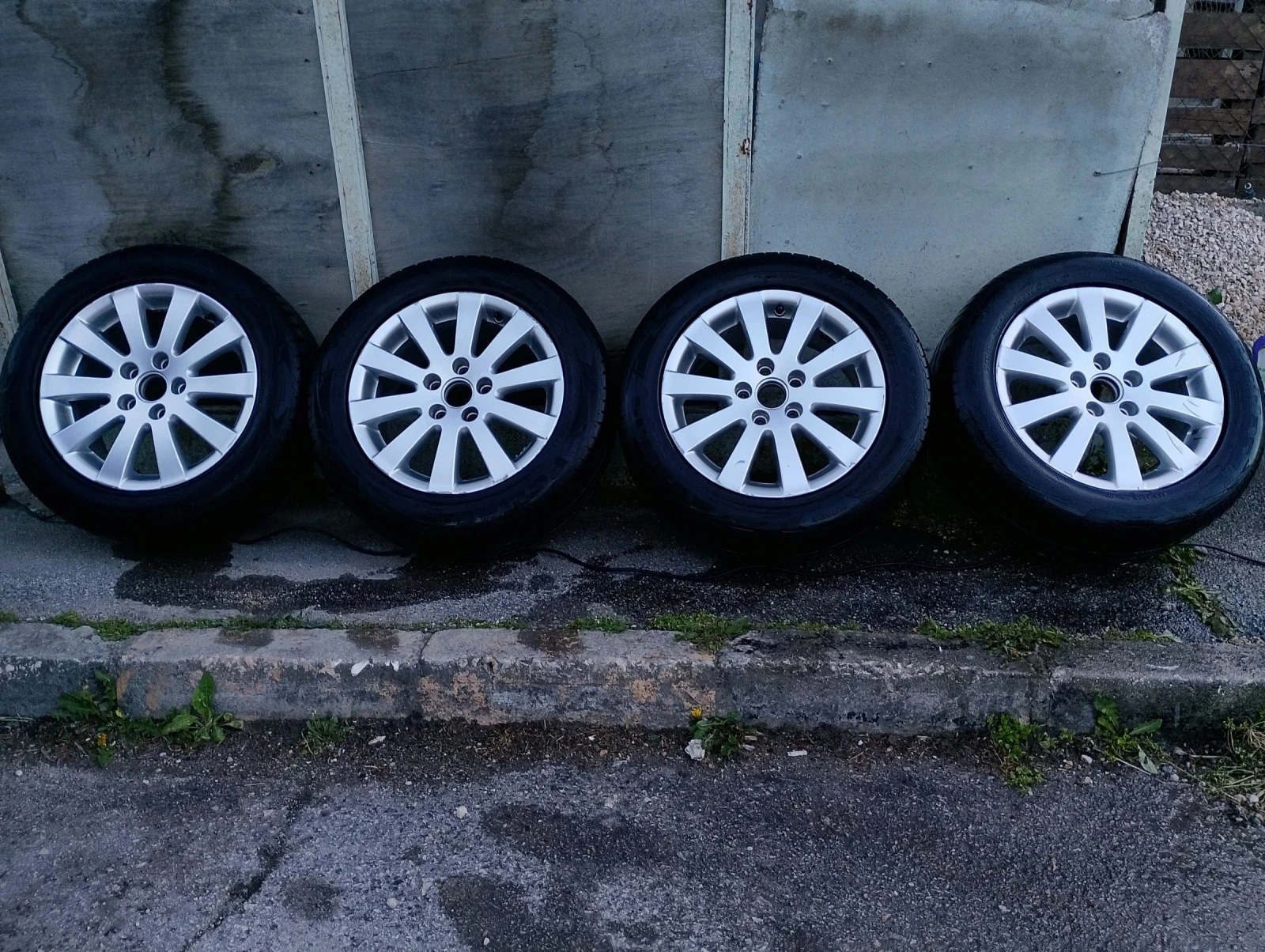 Гуми с джанти Petlas 215/55R16