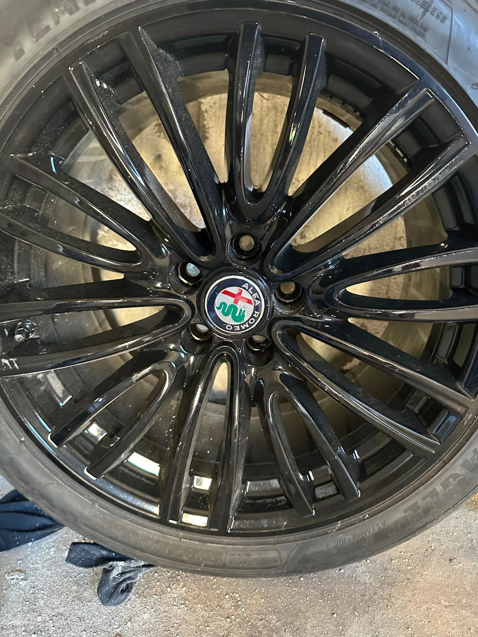 ���� � ������ 255/40R18 �� Alfa Romeo Gt | Mobile.bg � ����������� 2