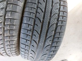 Гуми Зимни 225/45R18, снимка 3 - Гуми и джанти - 44338604