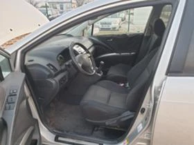 Toyota Corolla verso 2.2D-CAT/2.0D-4D/2.2D-4D, снимка 8