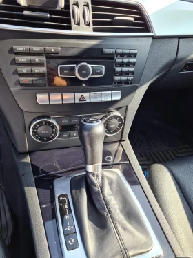 Mercedes-Benz C 220 W204, снимка 7