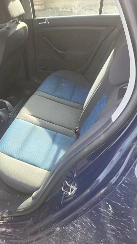 VW Golf 5 - 2000 € / 3911.66 лв. - 99146392 3