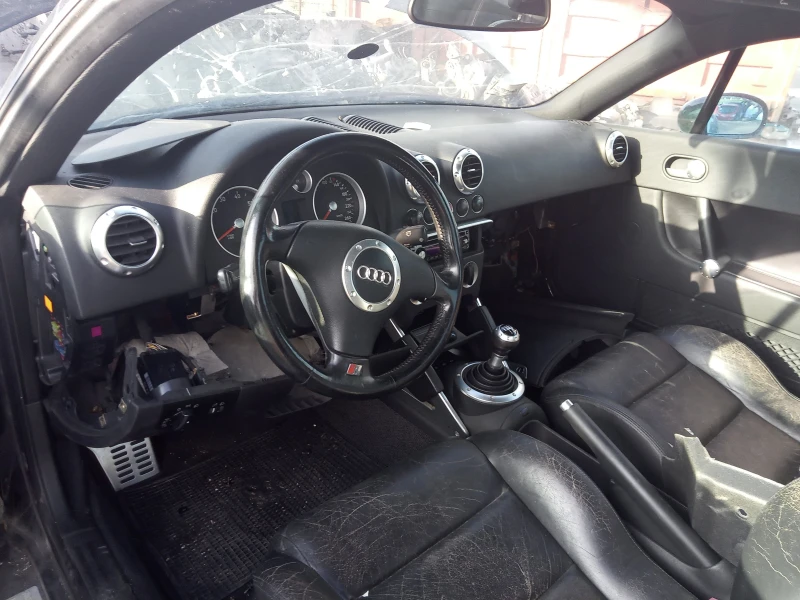 Audi Tt, снимка 7 - Автомобили и джипове - 45613913