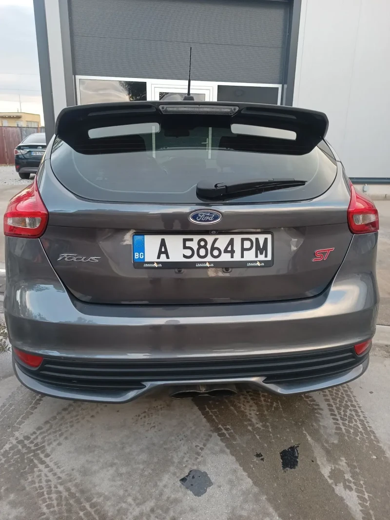 Ford Focus  ST 2.0, снимка 7 - Автомобили и джипове - 47403882