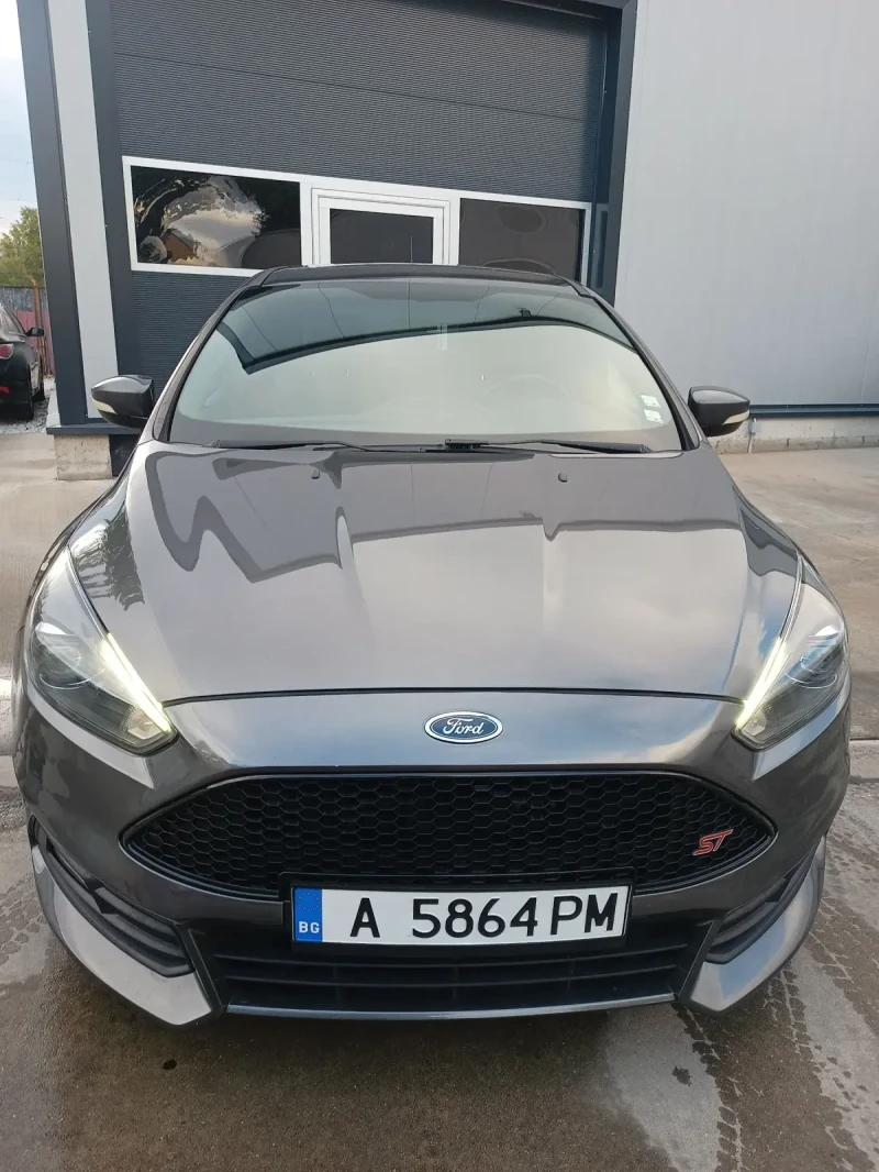 Ford Focus  ST 2.0, снимка 6 - Автомобили и джипове - 47403882