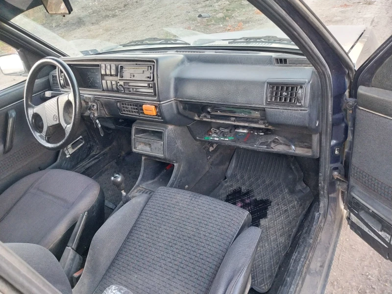 VW Golf 1600, снимка 6 - Автомобили и джипове - 47818876