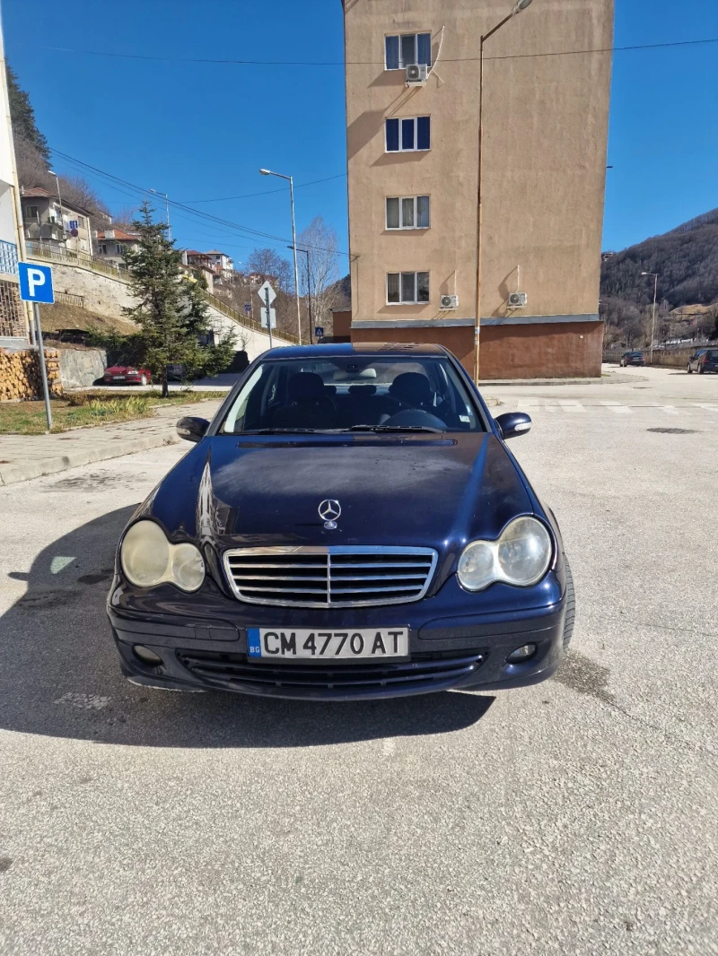 Mercedes-Benz C 220, снимка 1 - Автомобили и джипове - 49388795