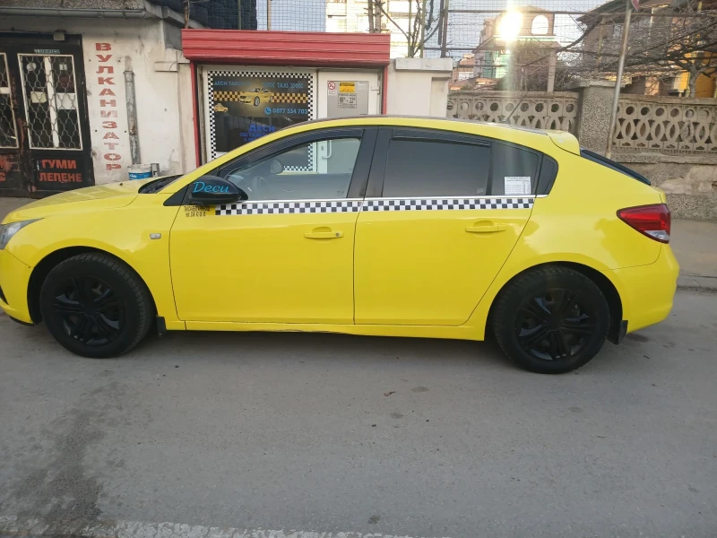 Chevrolet Cruze, снимка 5 - Автомобили и джипове - 49473677