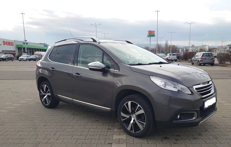 Peugeot 2008 1.6 Feline, снимка 7 - Автомобили и джипове - 52854451
