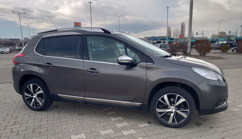 Peugeot 2008 1.6 Feline, снимка 6 - Автомобили и джипове - 52854451