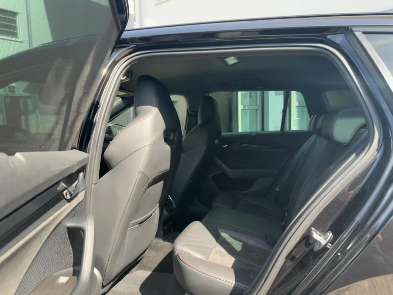 Skoda Octavia 2.0 TSI RS, снимка 8 - Автомобили и джипове - 52494786