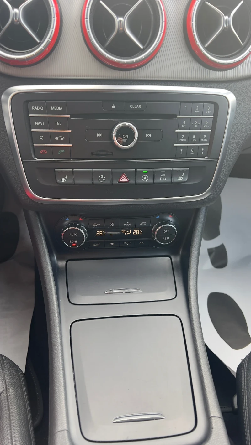 Mercedes-Benz CLA 200 1.6I-156hp.AUTOMATIC-LED-EURO 6B, снимка 7 - Автомобили и джипове - 53442609