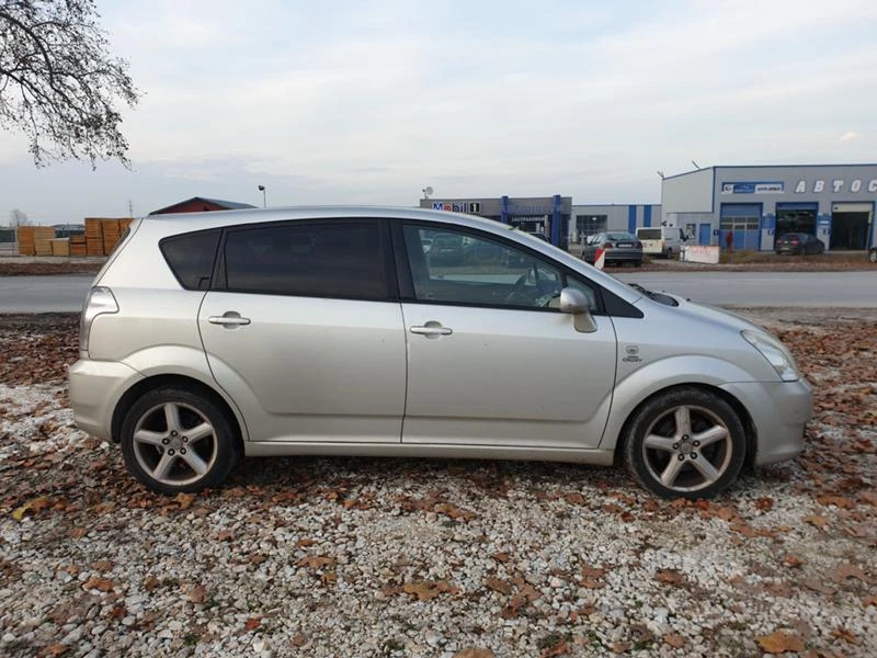 Toyota Corolla verso 2.2D-CAT/2.0D-4D/2.2D-4D, снимка 3 - Автомобили и джипове - 27239578