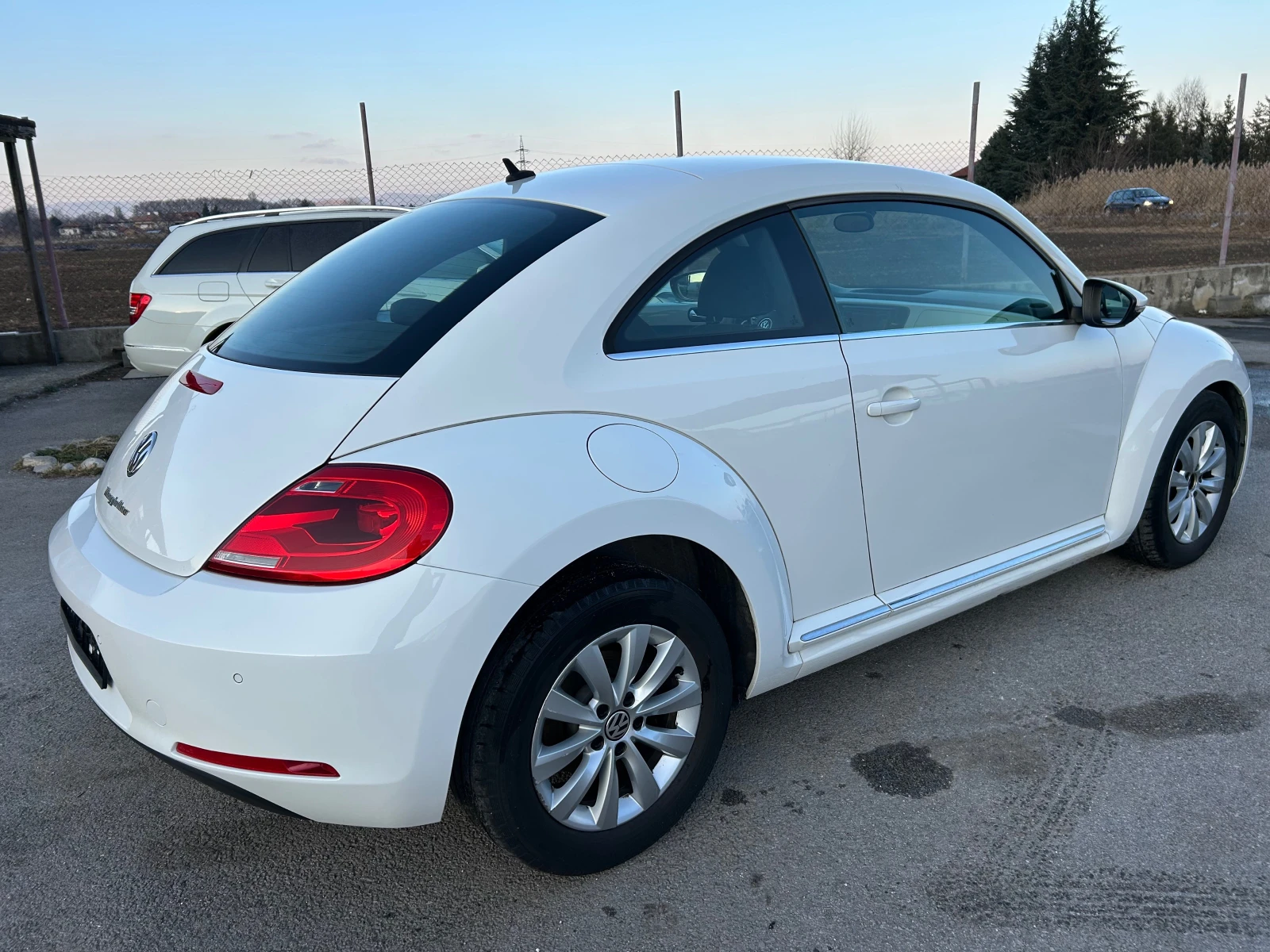 VW New beetle Maggiolino 1.6 TDI - изображение 6