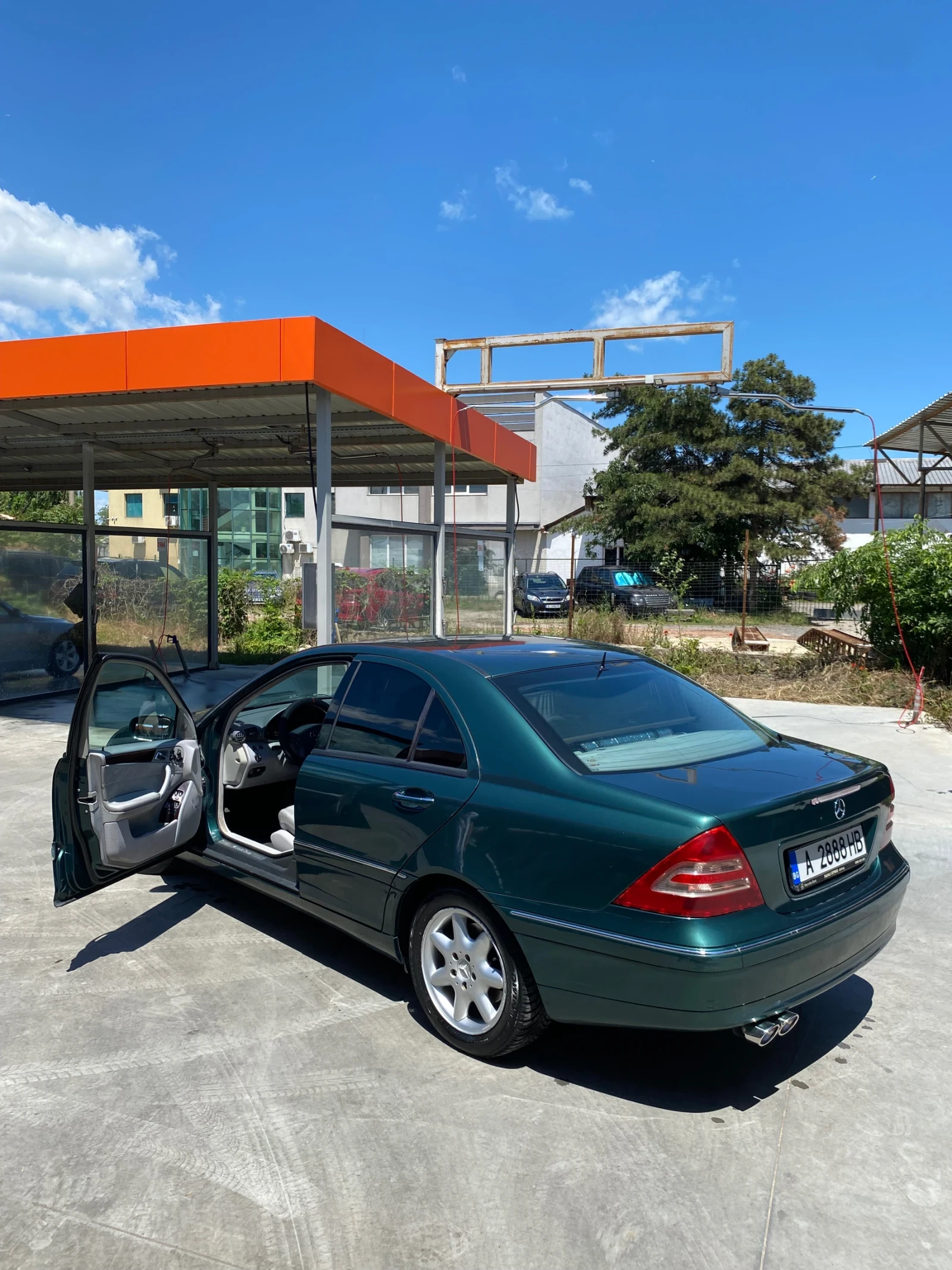 Mercedes-Benz C 320  - изображение 2