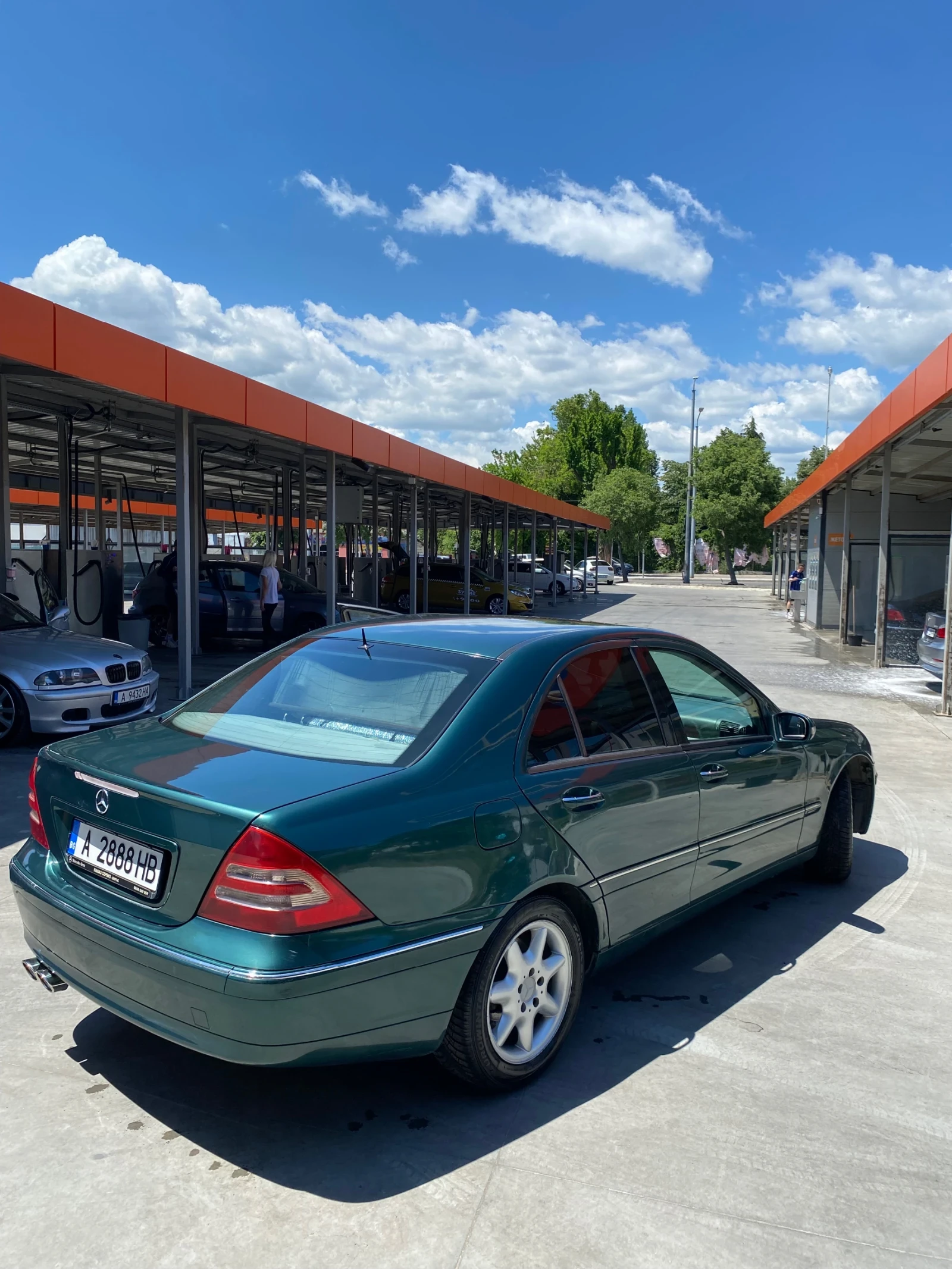 Mercedes-Benz C 320  - изображение 3