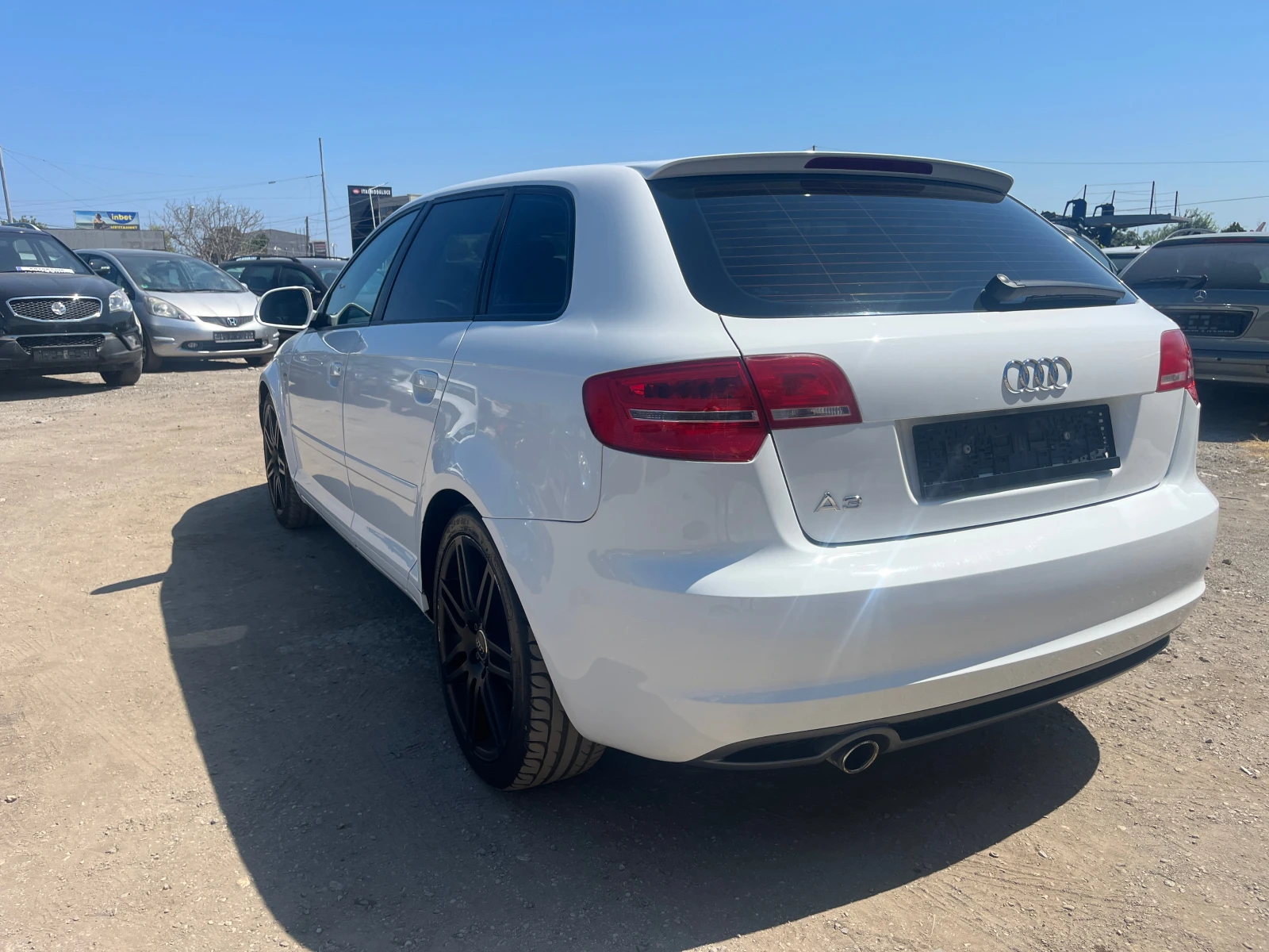 Audi A3 1.6TDI S - LINE - изображение 5