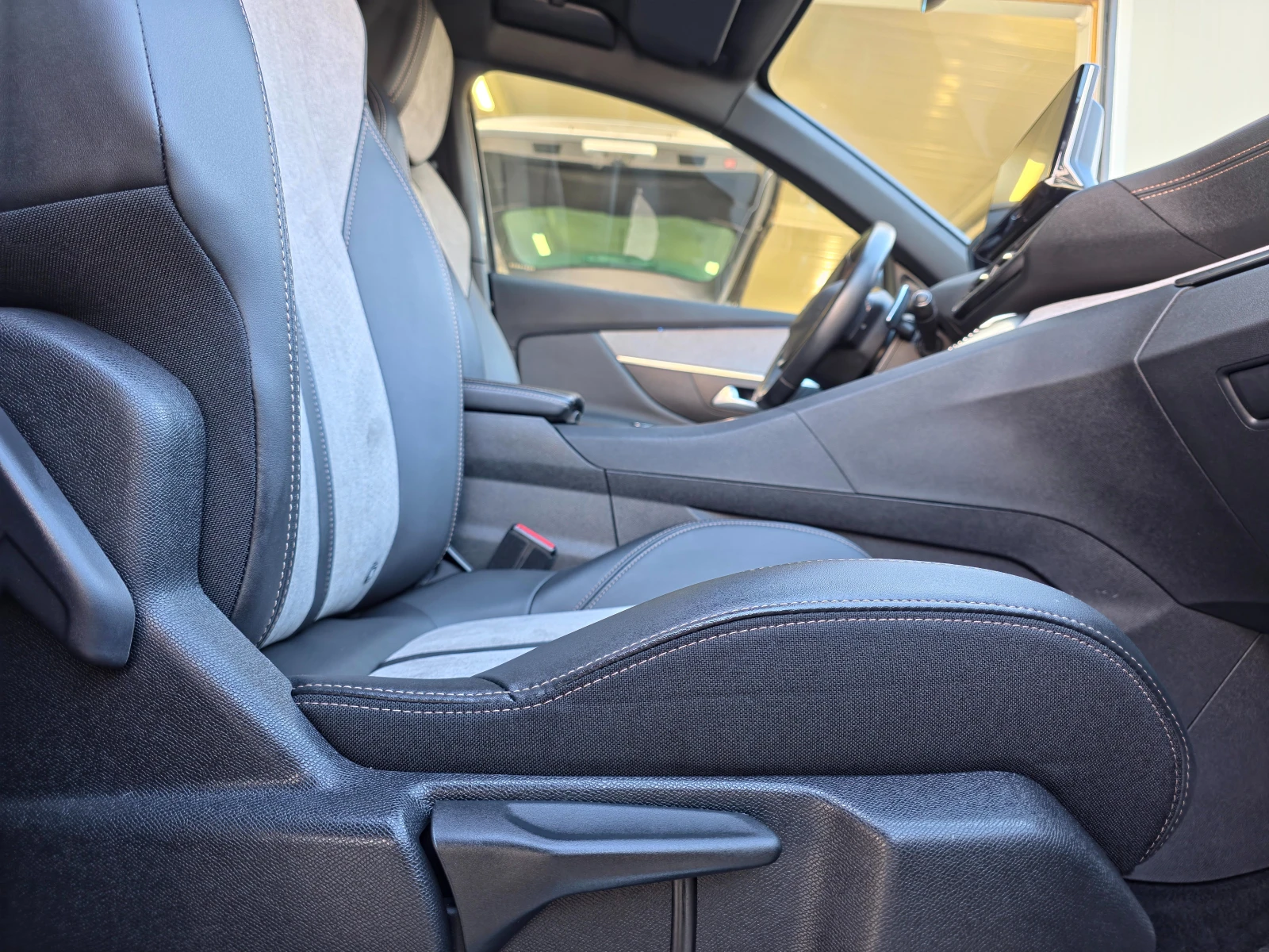 Peugeot 3008 GT 300 4WD PLUG-IN-HYBRID  S&S EAT8 | Mobile.bg � ����������� 9