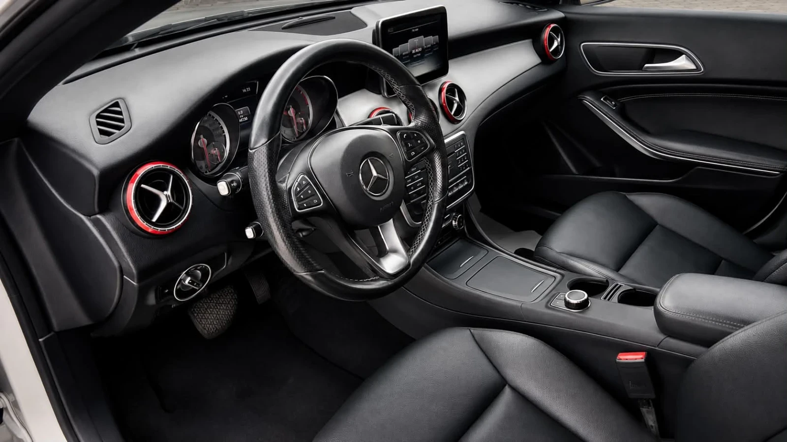 Mercedes-Benz CLA 200 1.6I-156hp.NAVI-LED-EURO 6B | Mobile.bg � ����������� 8