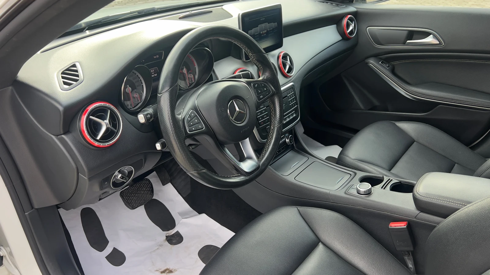 Mercedes-Benz CLA 200 1.6I-156hp.AUTOMATIC-LED-EURO 6B - изображение 5