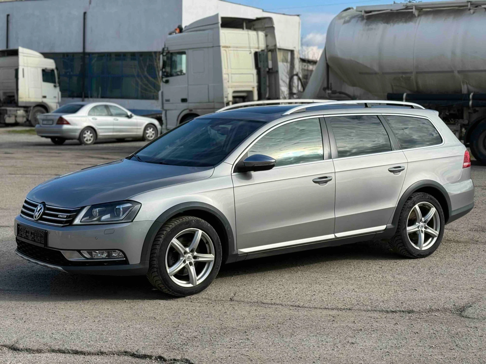 VW Alltrack Passat 2.0 TDI 4x4, снимка 2 - Автомобили и джипове - 53782132