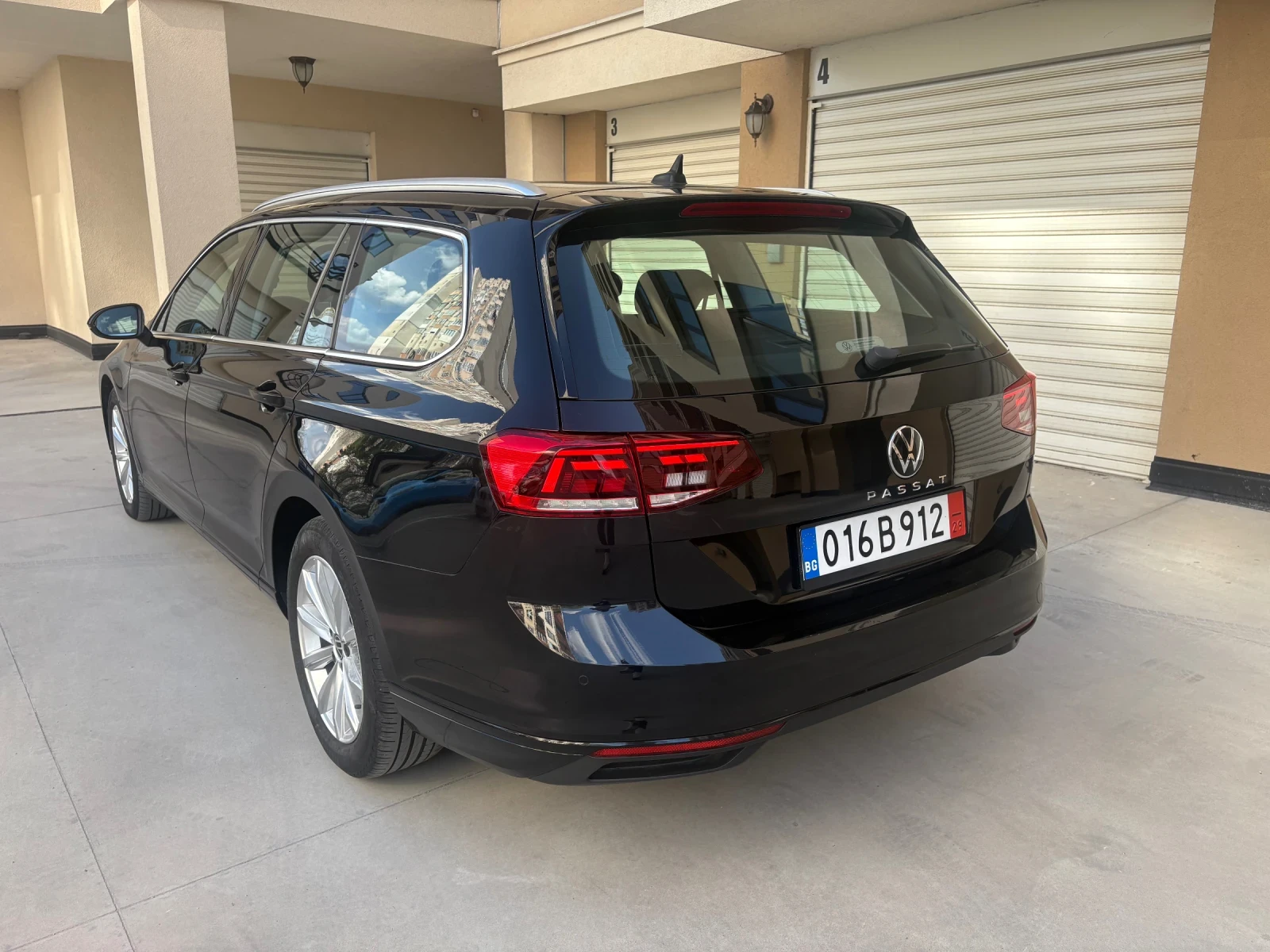 VW Passat Digital, Distronic, Камера, Сервизна История, снимка 4 - Автомобили и джипове - 54233002