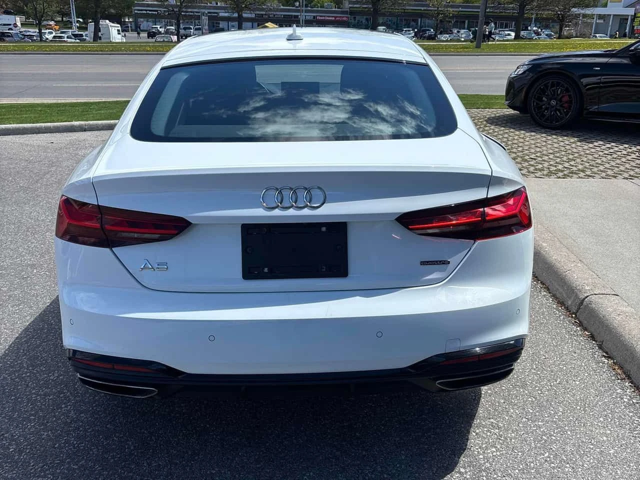 Audi A5 Progressiv/ПАНОРАМА/ДИСТРОНИК, снимка 5 - Автомобили и джипове - 54511732