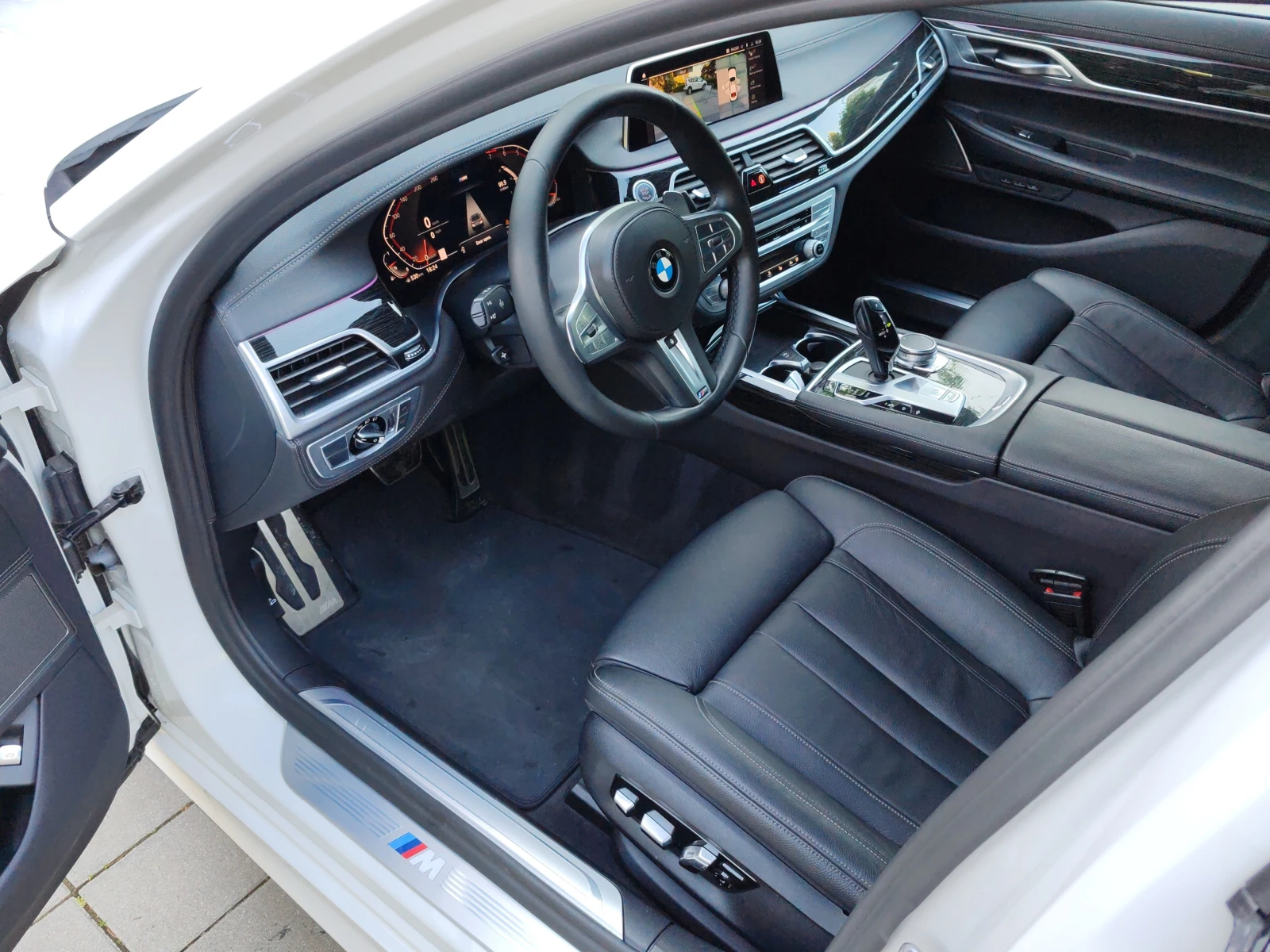BMW 740 M Sport * LONG * 72 000 KM, снимка 10 - Автомобили и джипове - 54875175