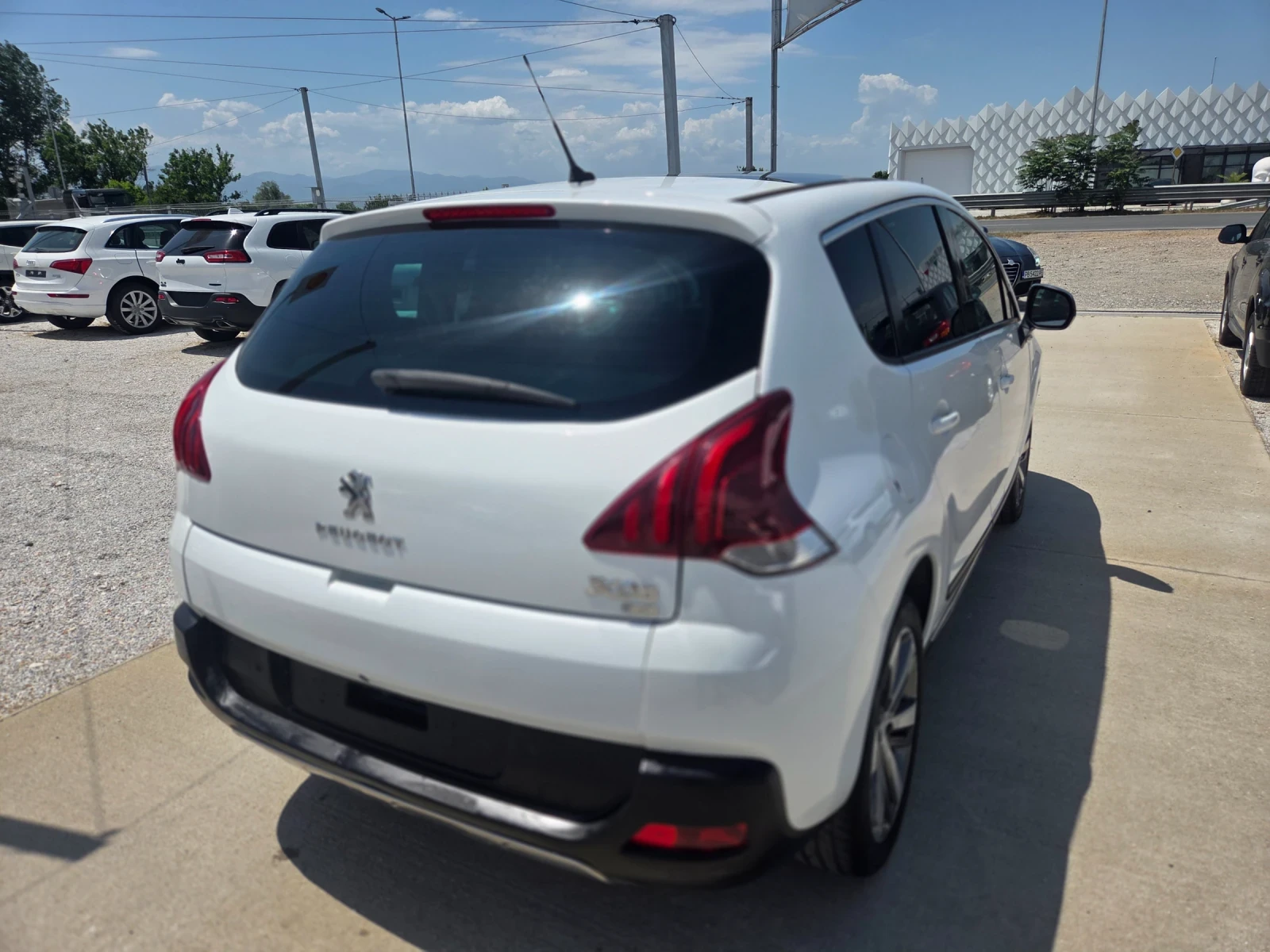 Peugeot 3008 ALLURE/АВТОМАТИК/FULL MAX!!!, снимка 4 - Автомобили и джипове - 55071678