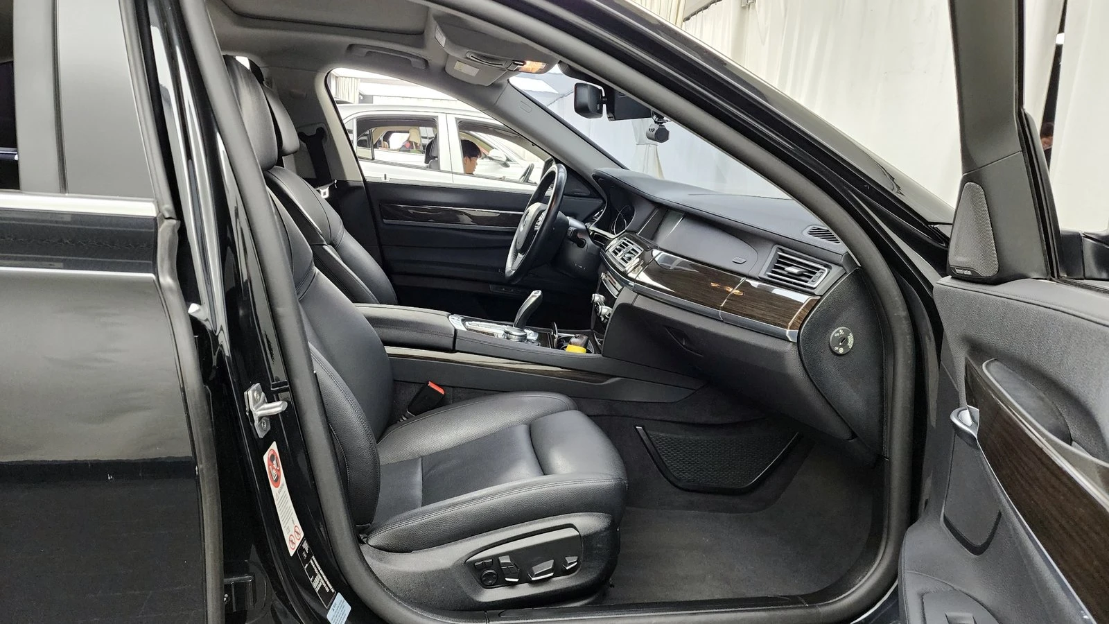 BMW 740 740d* ���* HUD* 360* ������� �����* ������ ���� | Mobile.bg � ����������� 11
