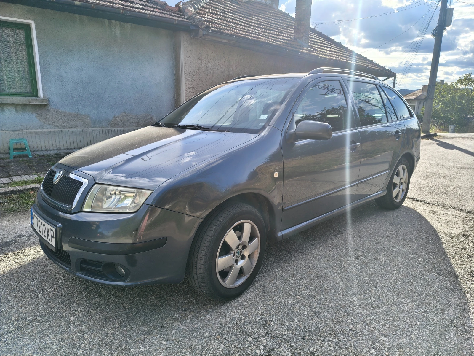 Skoda Fabia, снимка 3 - Автомобили и джипове - 56354394