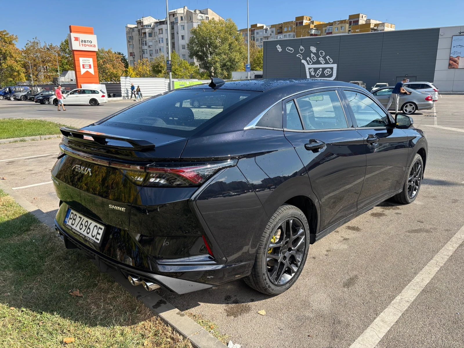 DONGFENG Shine E3, снимка 4 - Автомобили и джипове - 56440414