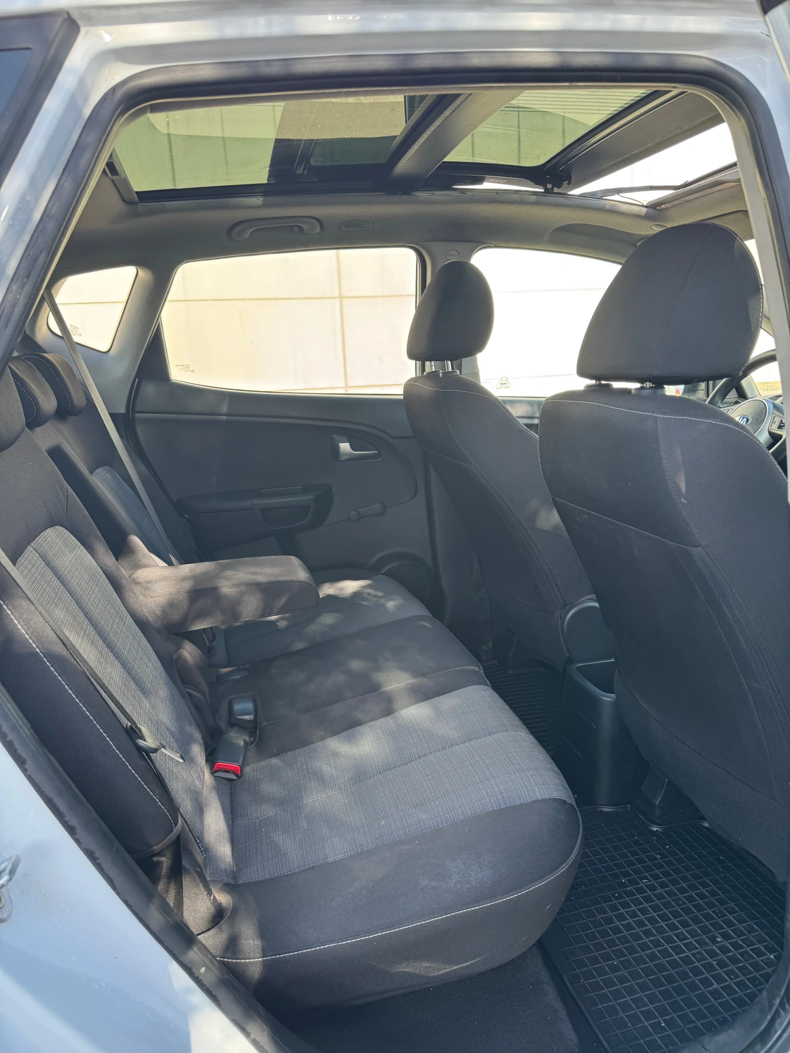 Kia Venga 1.4 16V ���� 2014� 1 �� ���������� | Mobile.bg � ����������� 14