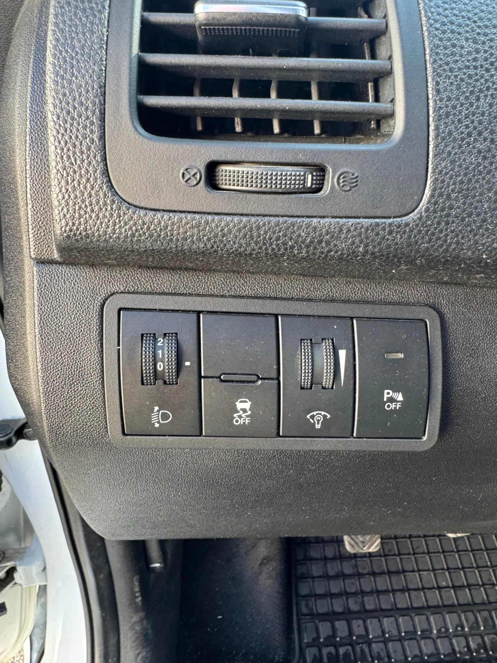 Kia Venga 1.4 16V ���� 2014� 1 �� ���������� | Mobile.bg � ����������� 16