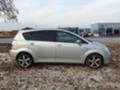 Toyota Corolla verso 2.2D-CAT/2.0D-4D/2.2D-4D, снимка 3